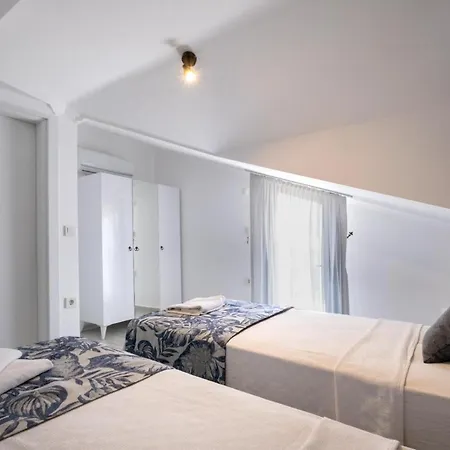 Villa Modern Chic 4-bedroom With Private Pool And Garden In Central Hisaronu